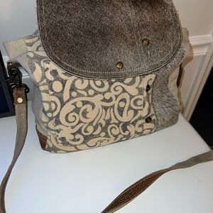 Myra Large Crossbody - Gently Used - Like new condition